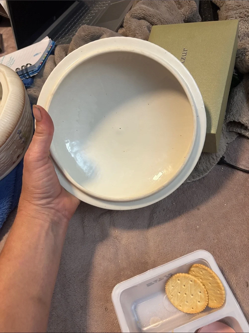 Belleek Ireland Shamrock cottage covered casserole dish Round Basket weave.
